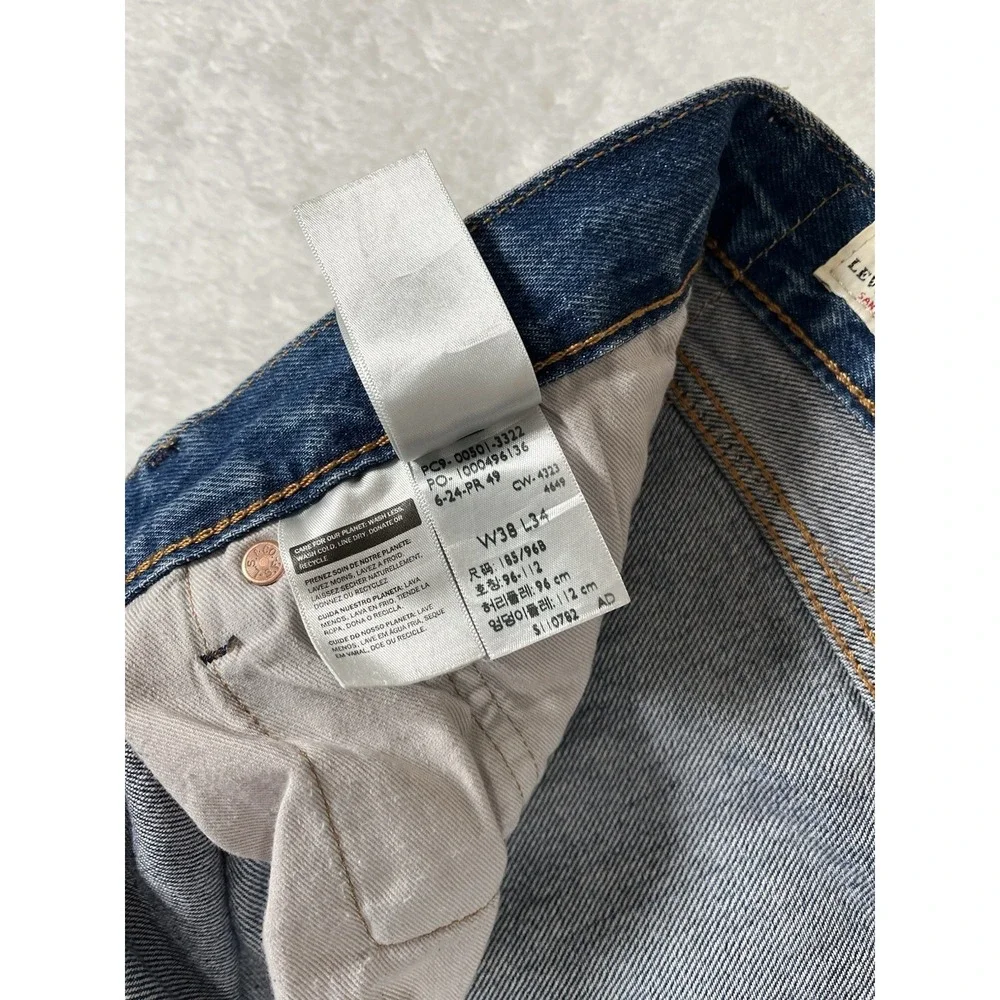 Levi's 501 Premium Irregular Med Wash Denim Jeans Men's Sz 38x34 Button Fly‎ NWT
